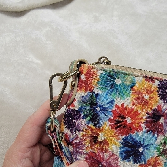 🧡C Brand Floral Clutch/Wristlet Bag - Picture 2 of 6